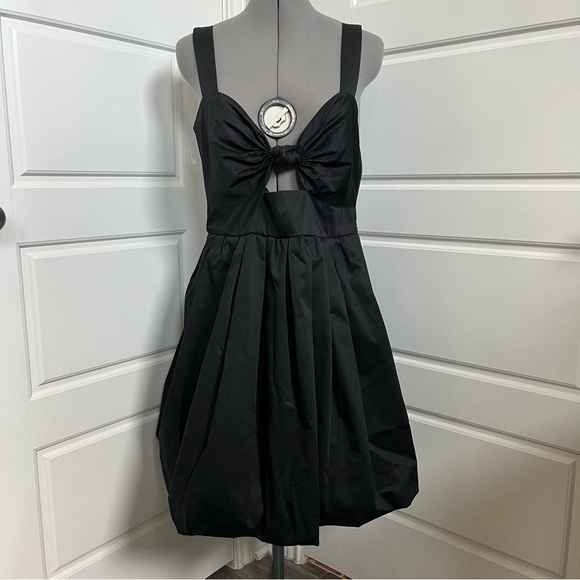 Cara Cara Claribelle Pleated Cutout Poplin mini dress in Black NWT Size 12 - Picture 3 of 6